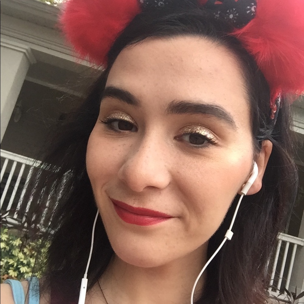 Meet your Posher, Jenna